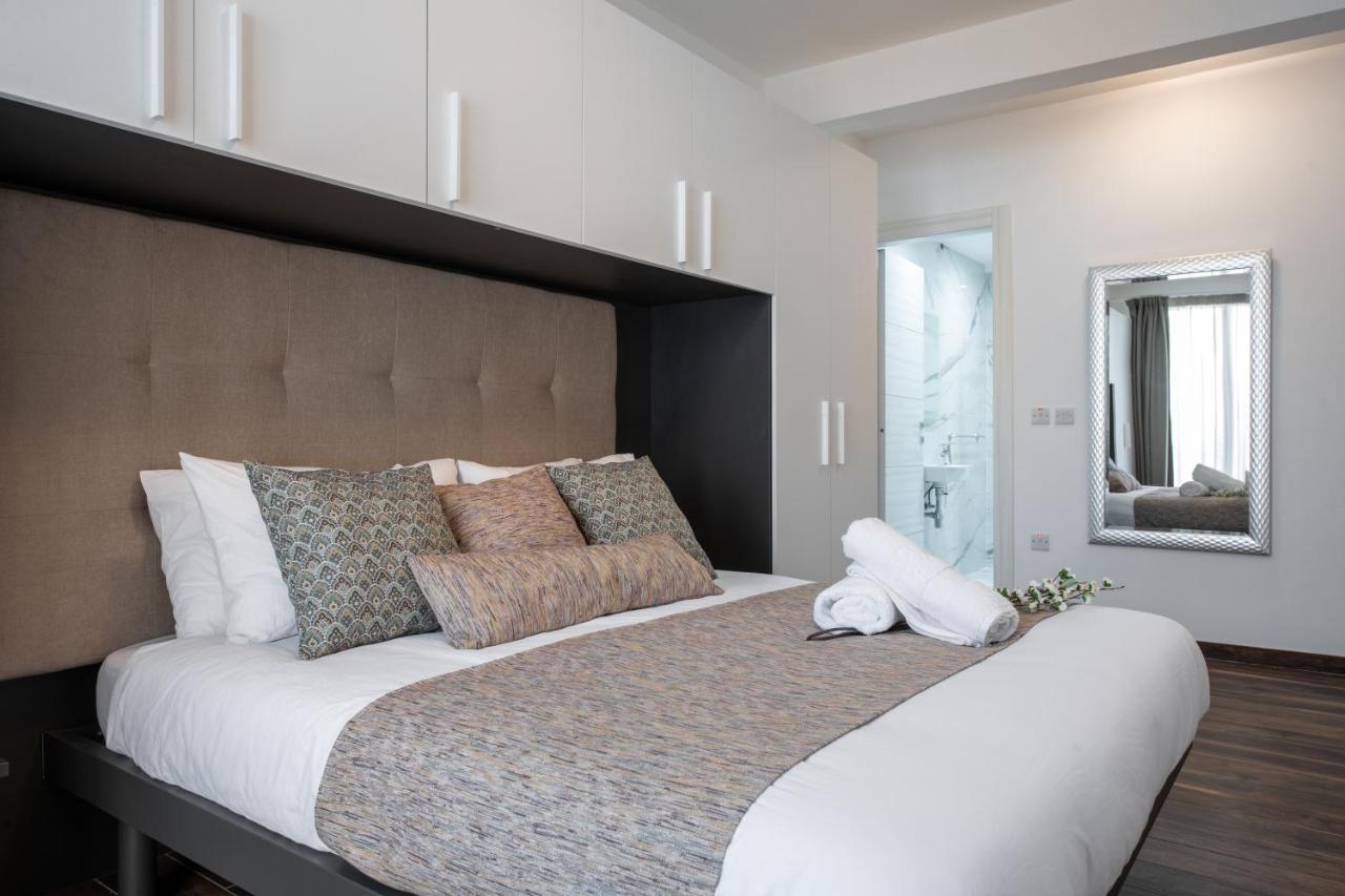 Electra Residence - Luxury Central Beachview Apartment Marsalforn Esterno foto