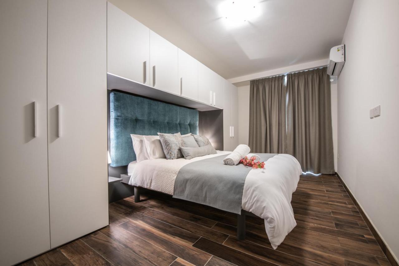 Electra Residence - Luxury Central Beachview Apartment Marsalforn Esterno foto